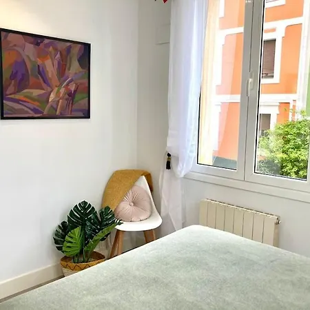 Apartment Historical District